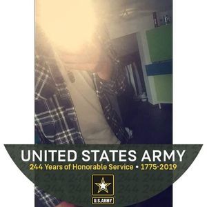 Meet your Posher, Nicholas